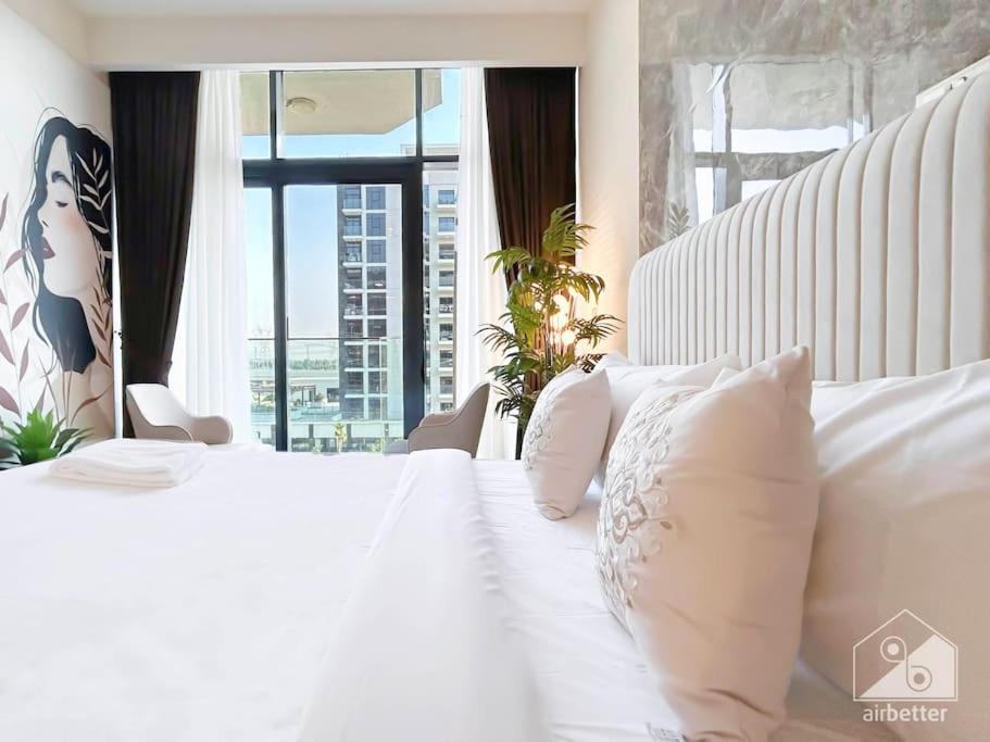 Sleek In Azizi Riviera With Modern Comforts