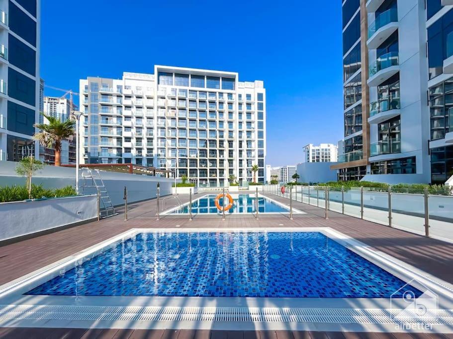 Apartment Sleek In Azizi Riviera With Modern Comforts Dubai